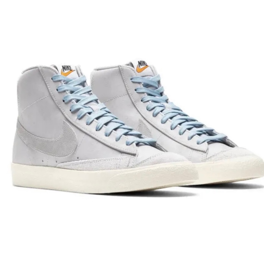 New in Box Blazer Mid 77 PRM Grey Fog Women’s 7.5 Men’s 6